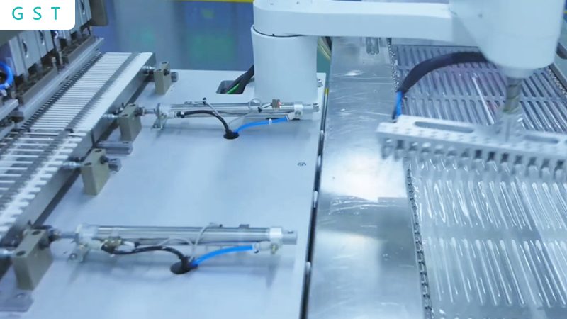 成都喷涂机器人安装：关键环节与注意事项
